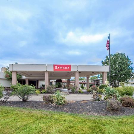 Ramada By Wyndham Louisville North Exterior photo